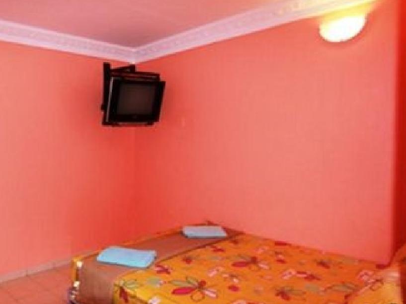 Sentosa Villa Hotel Кланг Екстериор снимка